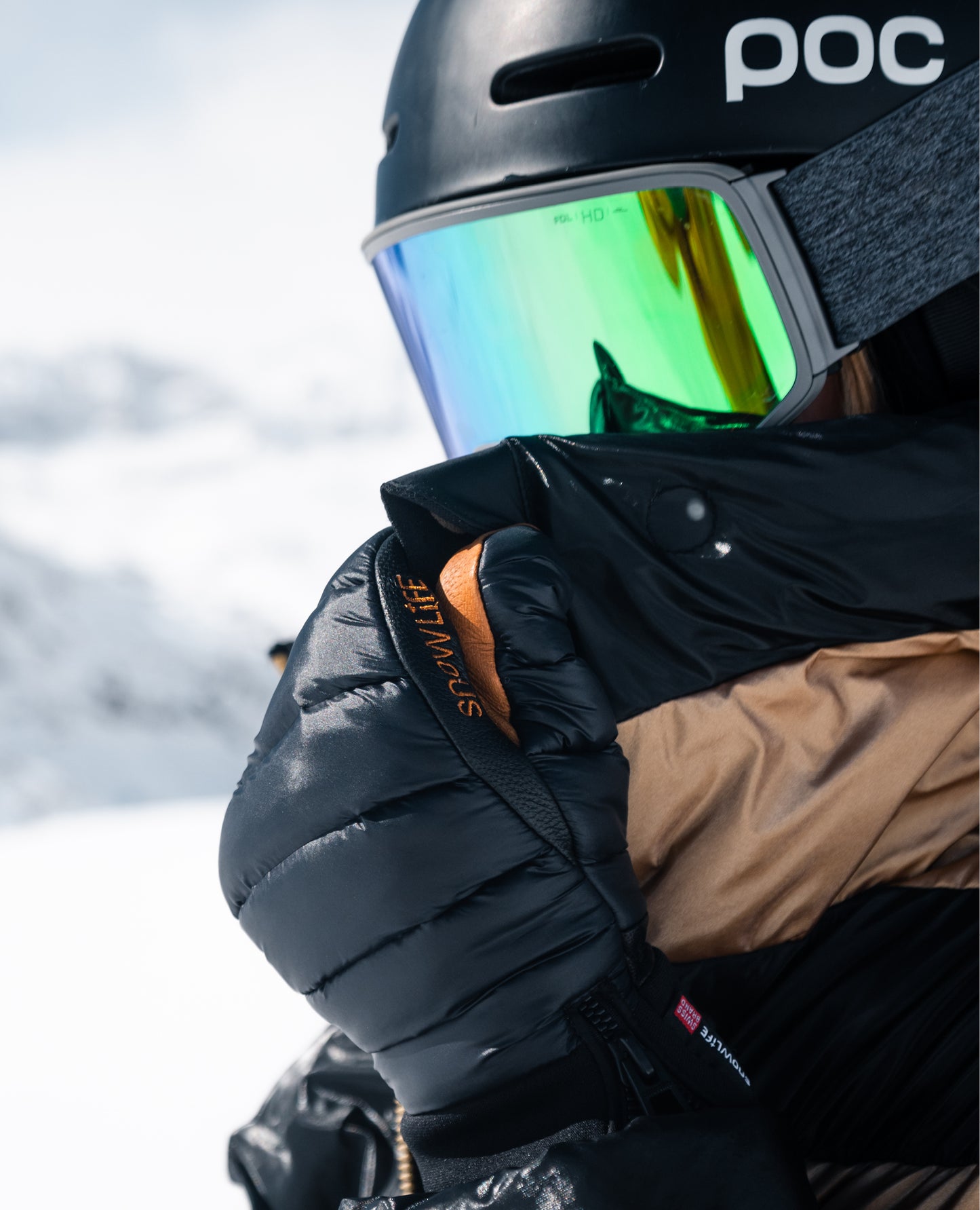 lady-victoria/sir-victor-mitt.-alpine-classic