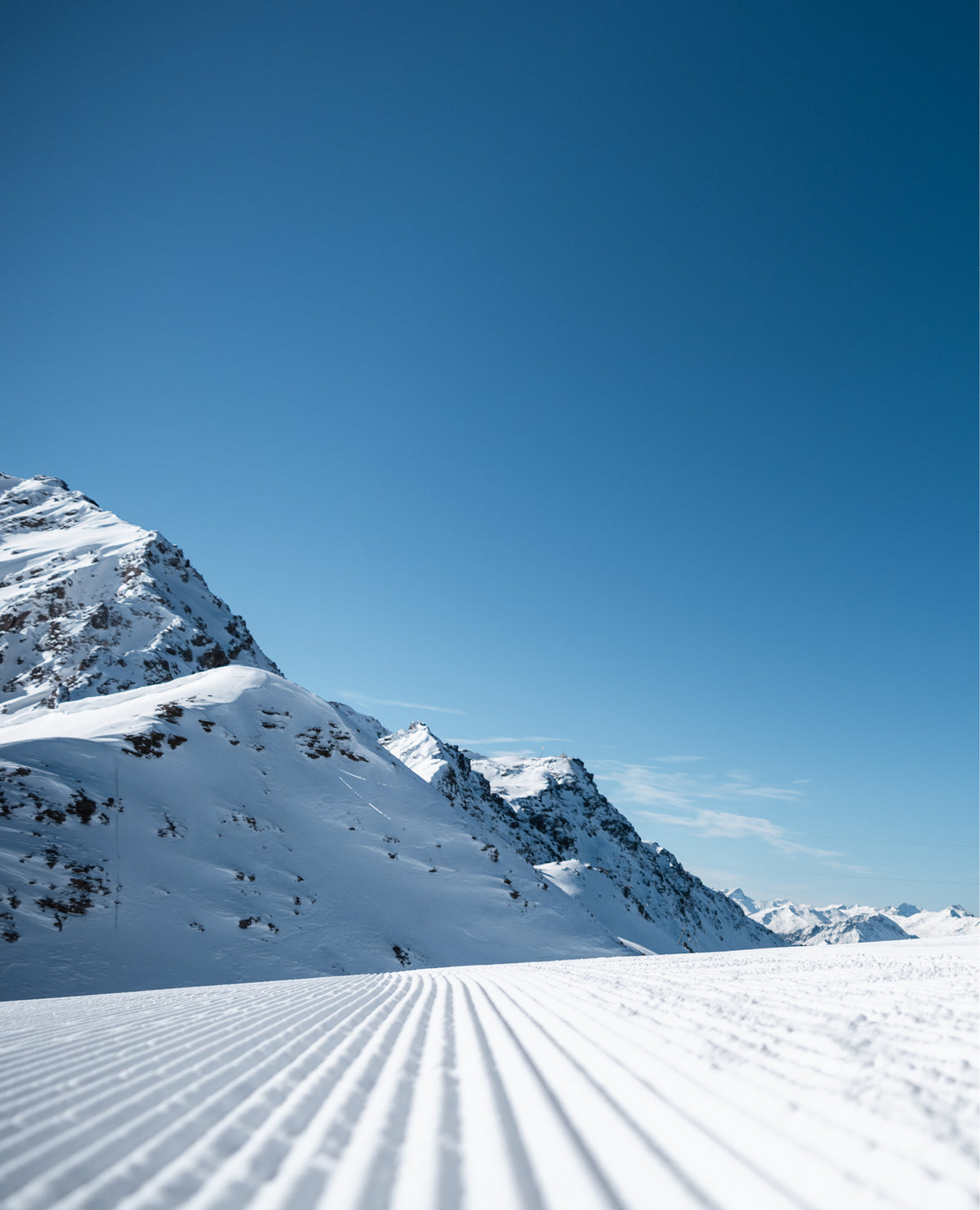 vivid-mitten-alpine-classic